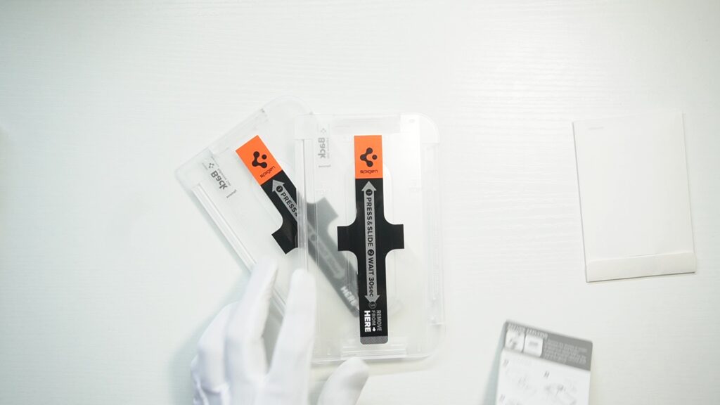 Pixel Fold用Spigen EZ Fit ガラスフィルム