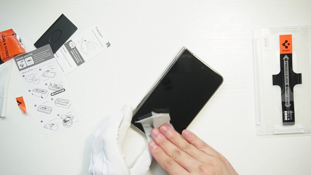 Pixel Fold用Spigen EZ Fit ガラスフィルム
