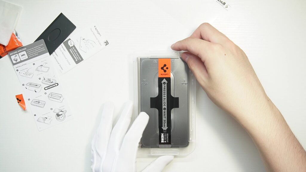 Pixel Fold用Spigen EZ Fit ガラスフィルム