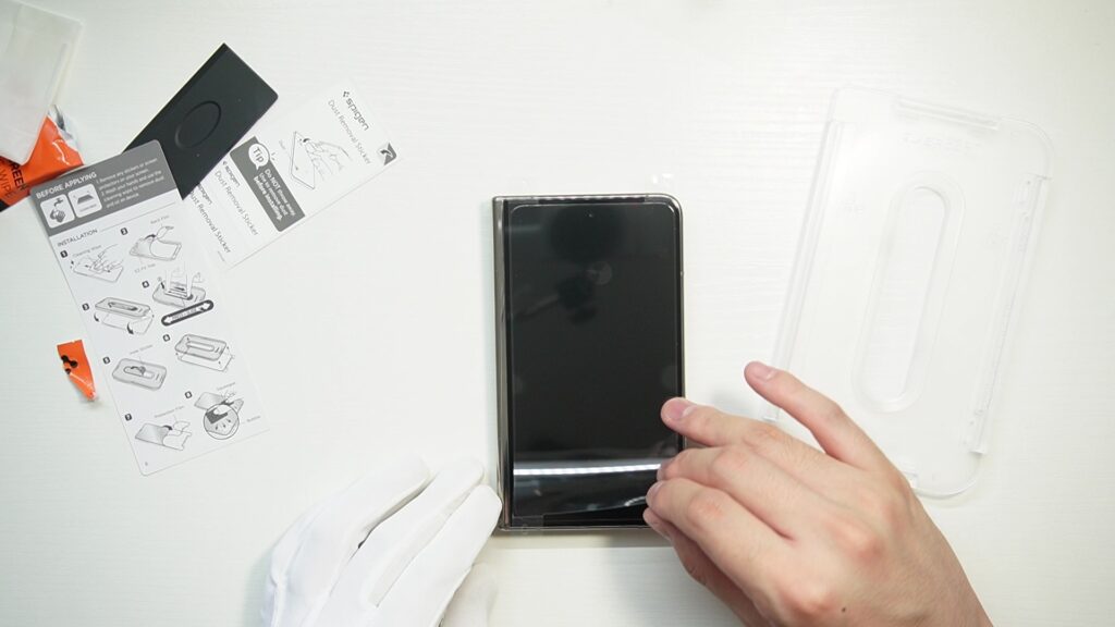 Pixel Fold用Spigen EZ Fit ガラスフィルム