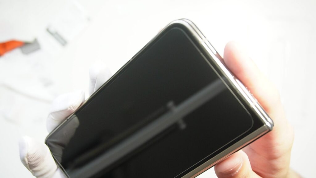 Pixel Fold用Spigen EZ Fit ガラスフィルム
