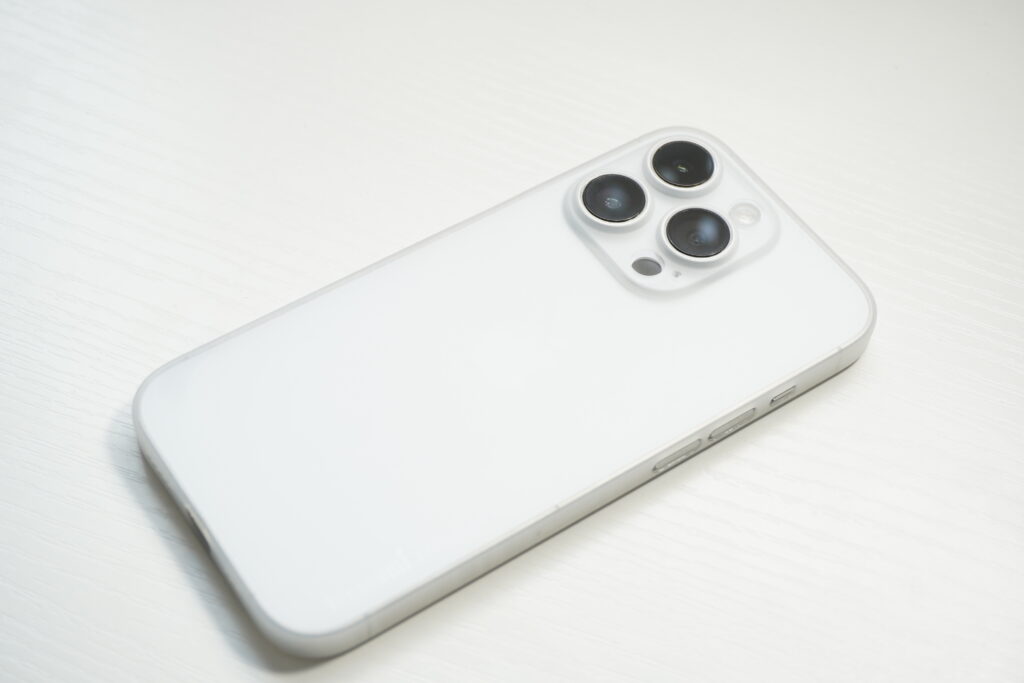 memumi iPhone 14 Pro用 薄型ケース